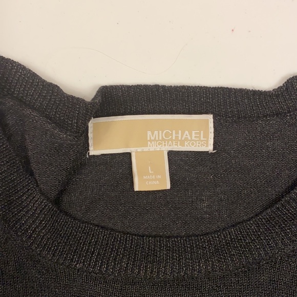 Sweater. Gently used. Goes with everything - Picture 2 of 2